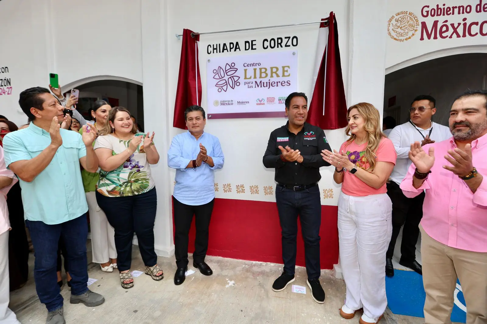 Eduardo Ramírez inaugura el Centro LIBRE en Chiapa de Corzo.