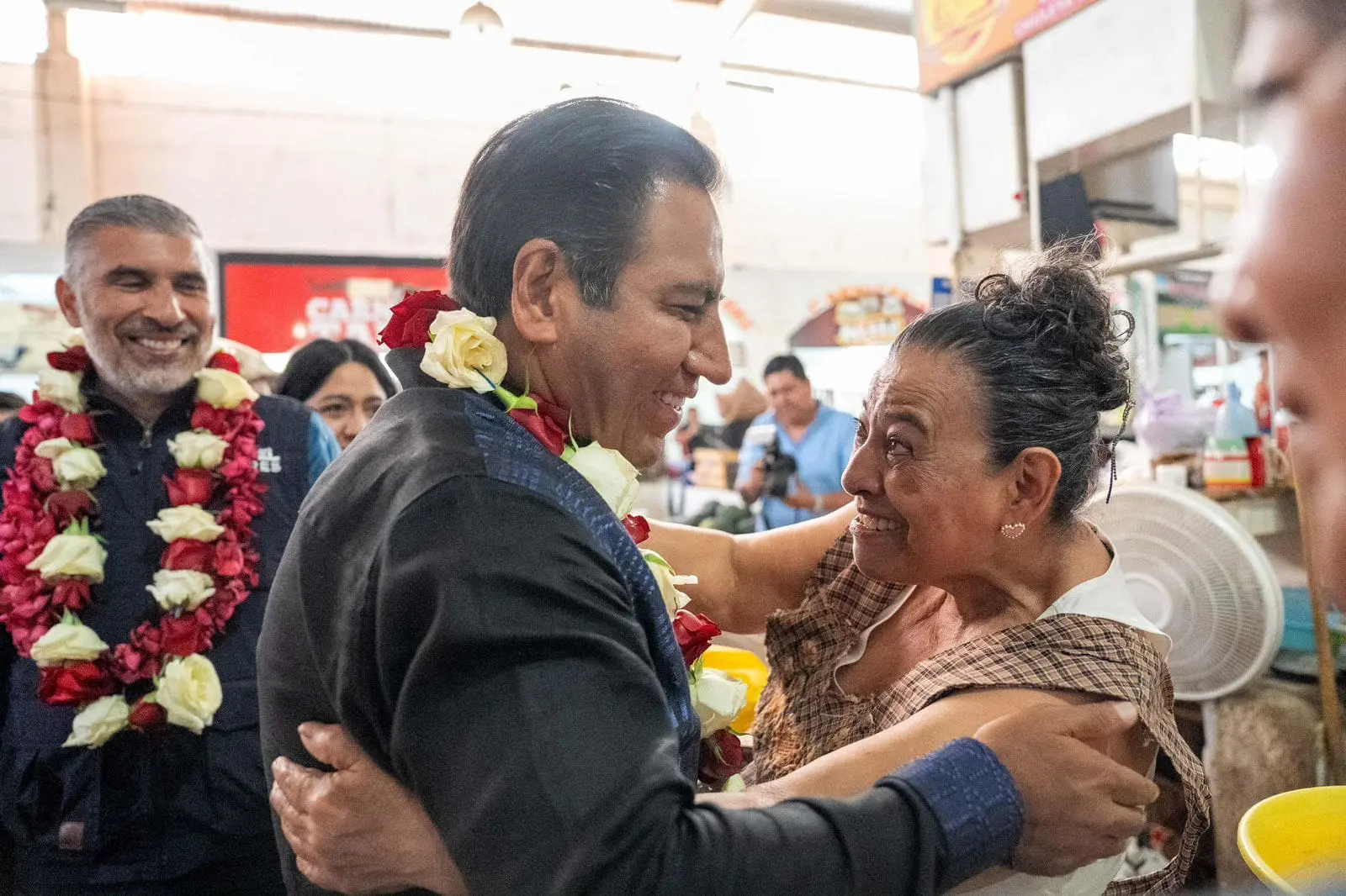 Eduardo Ramírez y Ángel Torres anuncian rehabilitación del mercado en Tuxtla