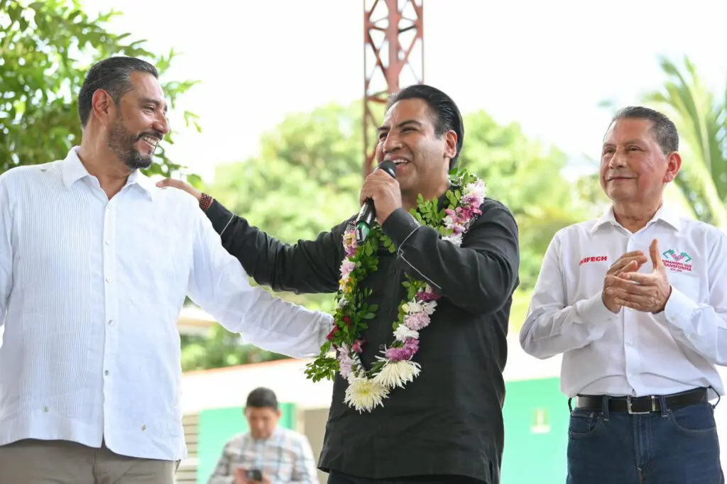 Eduardo Ramírez inaugura aulas en Conalep Plantel 68 de Tuxtla Chico.
