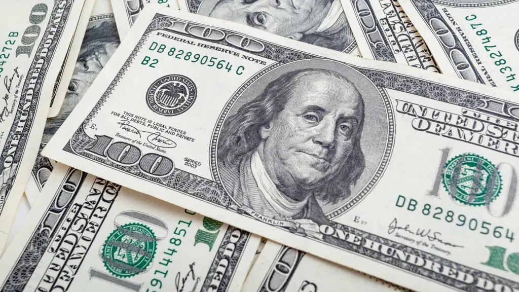 debilidad del dólar frente al peso mexicano