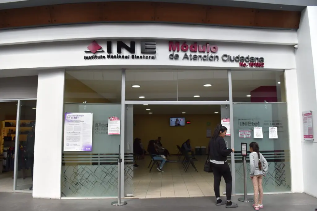 Módulo de atención ciudadana del INE en México