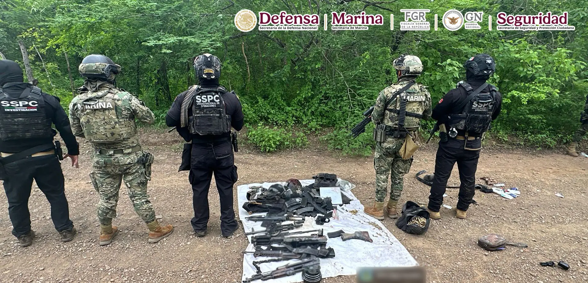 Fuerzas federales durante operativos en Sinaloa
