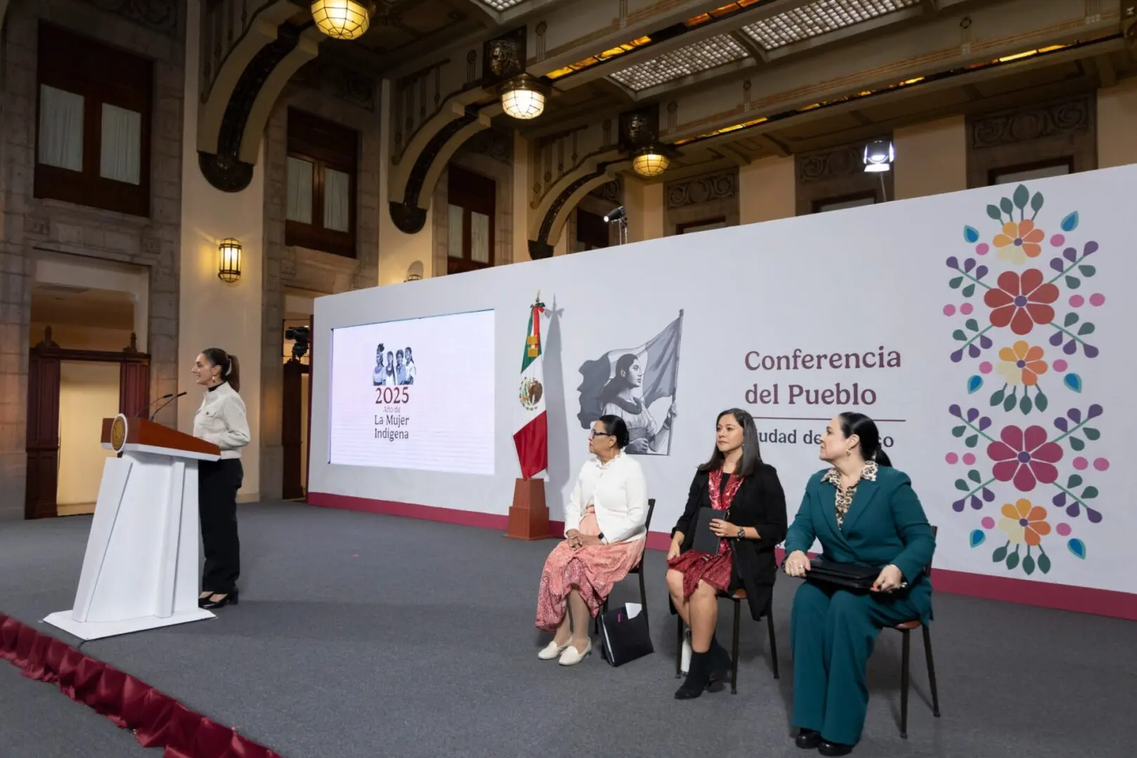 Claudia Sheinbaum en conferencia sobre huachicol fiscal