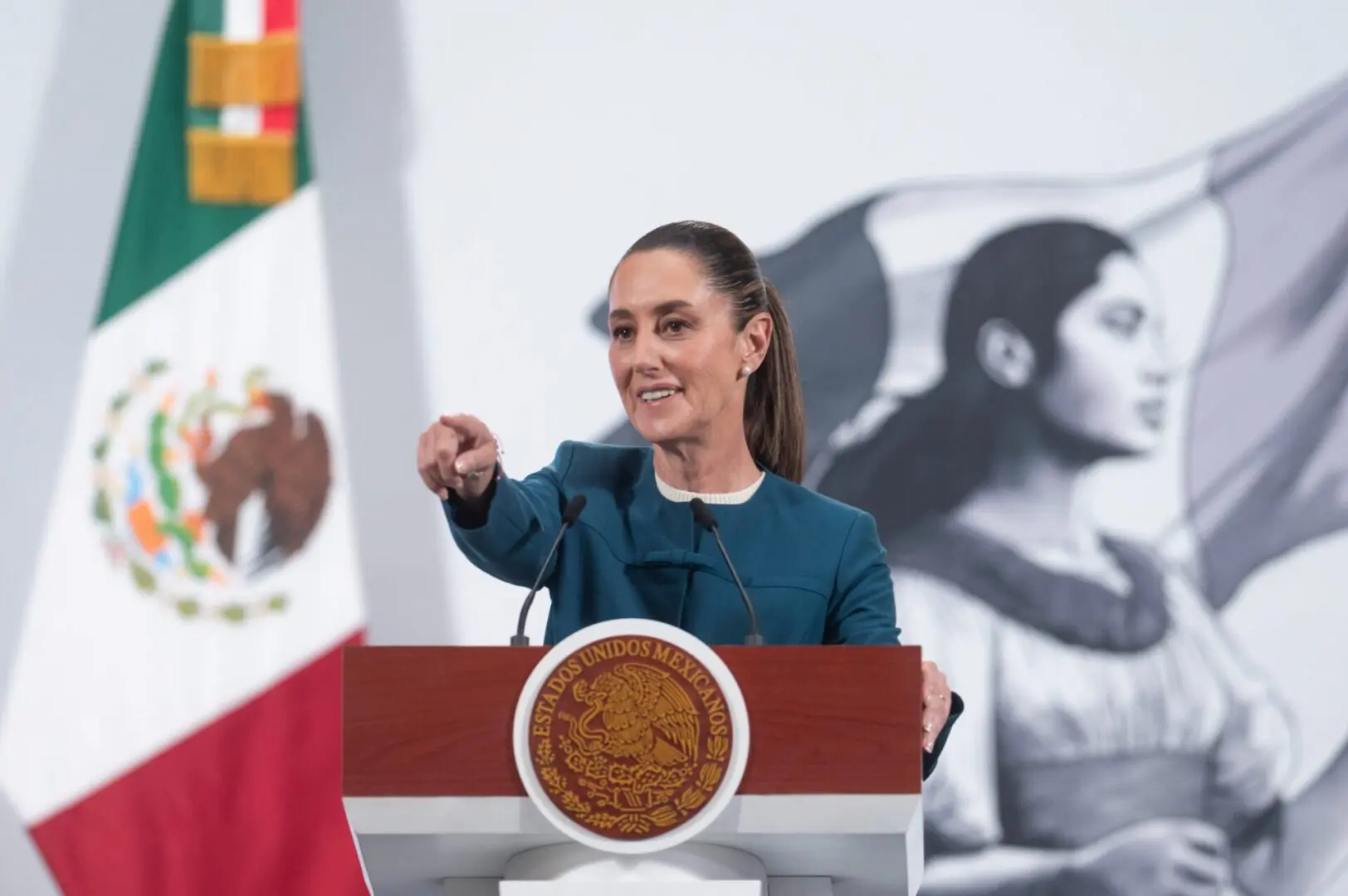 Claudia Sheinbaum reafirma principios de la 4T durante la mañanera