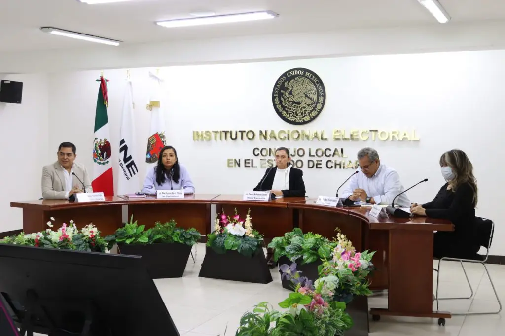 Claudia Rodríguez Sánchez preside sesión del Consejo Local del INE en Chiapas