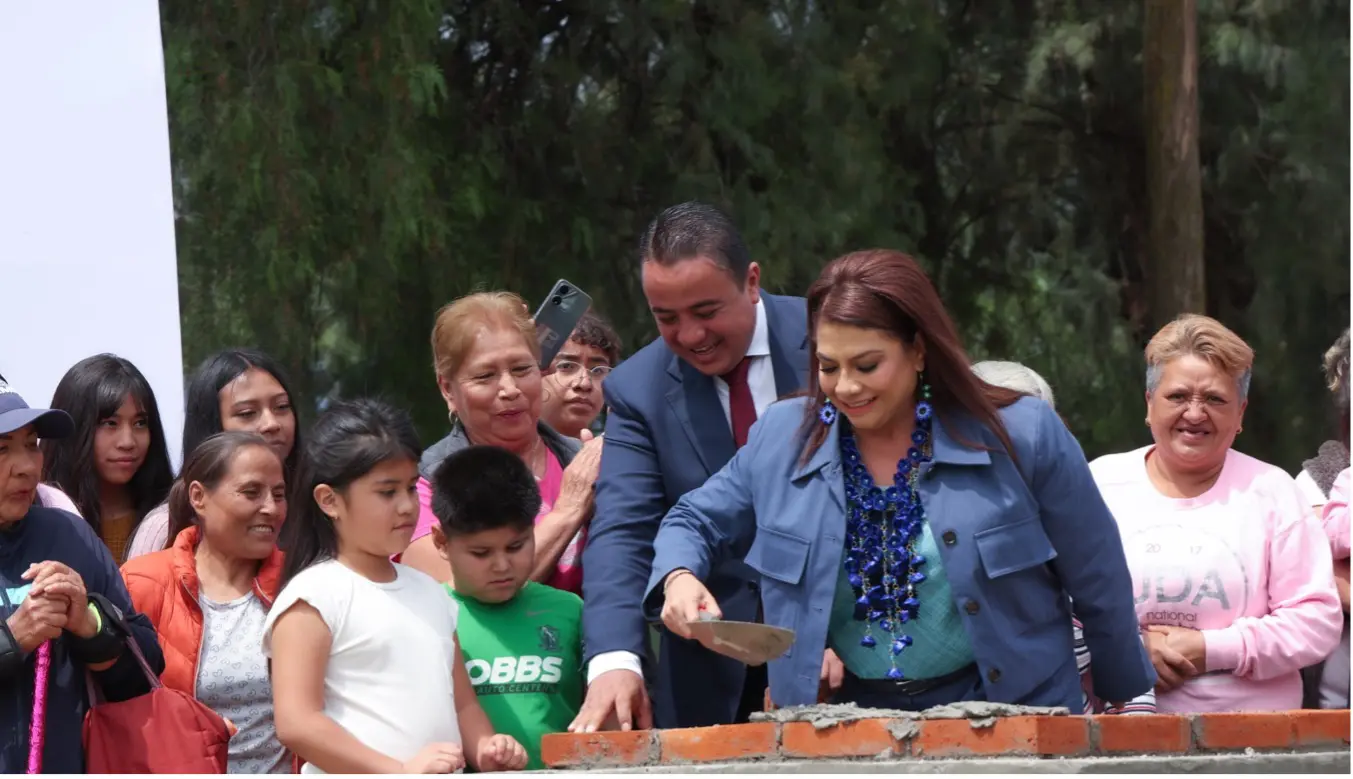 Clara Brugada coloca primera piedra de la Utopía Hermanos Galeana en la GAM