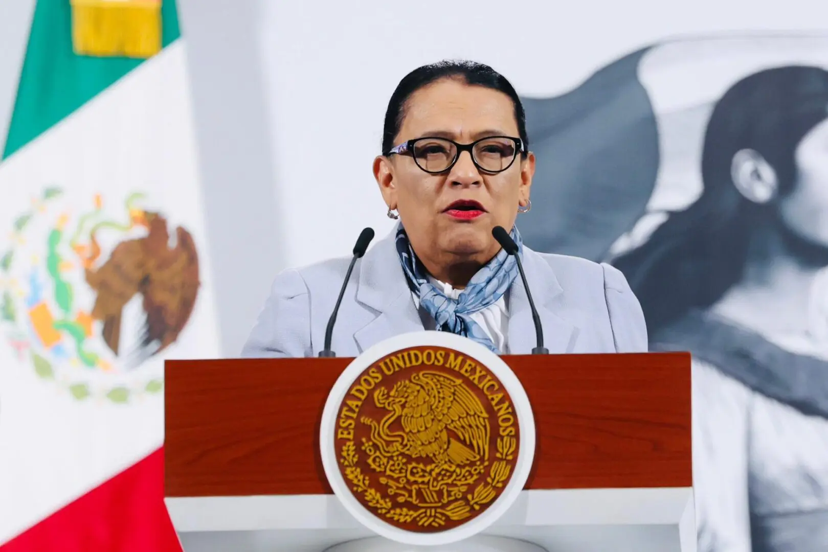 Rosa Icela Rodríguez durante conferencia matutina en Palacio Nacional