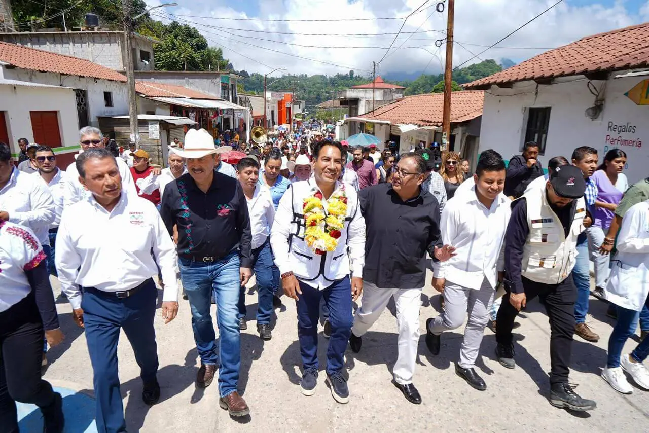 Eduardo Ramírez entrega apoyos y arranca obras en Pantepec, Chiapas