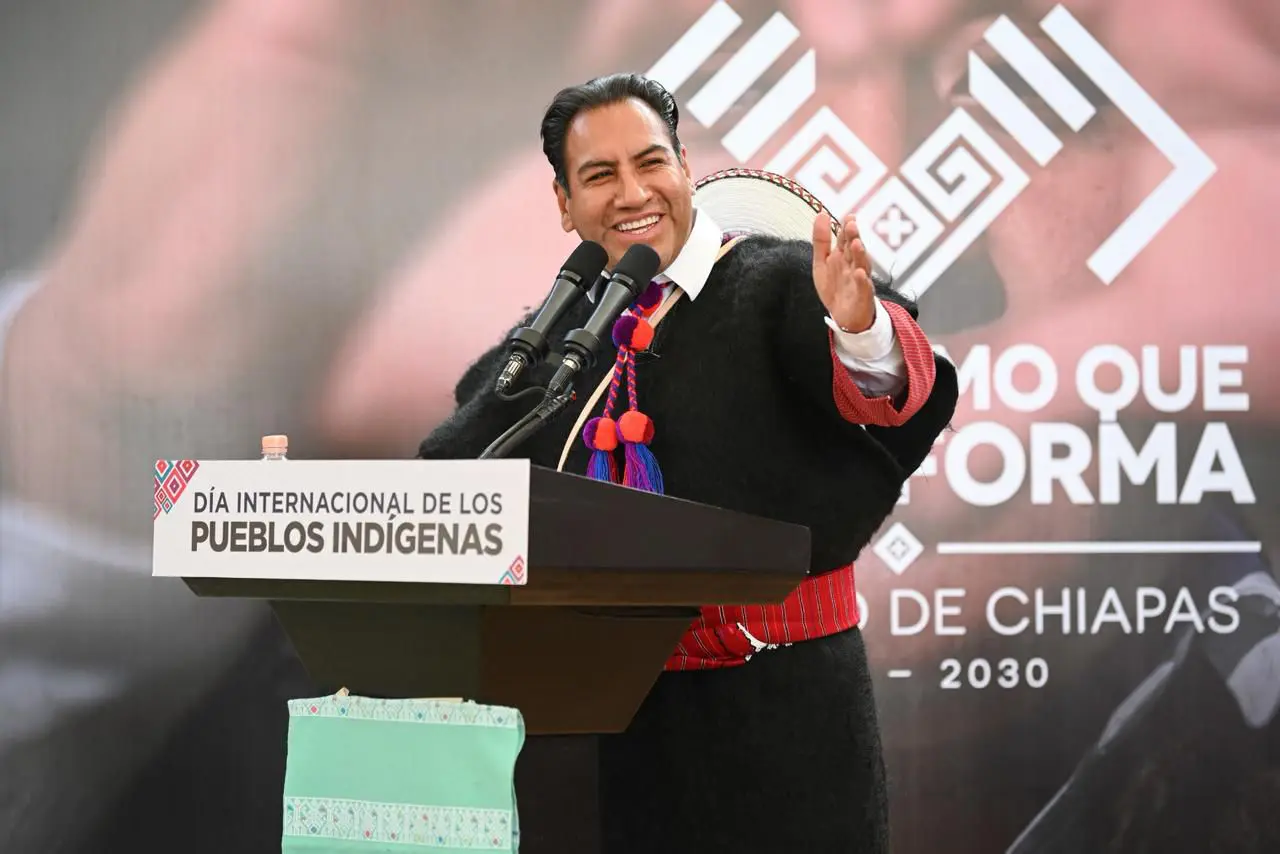 Gobernador Eduardo Ramírez en evento del Día Internacional de los Pueblos Indígenas en Larráinzar