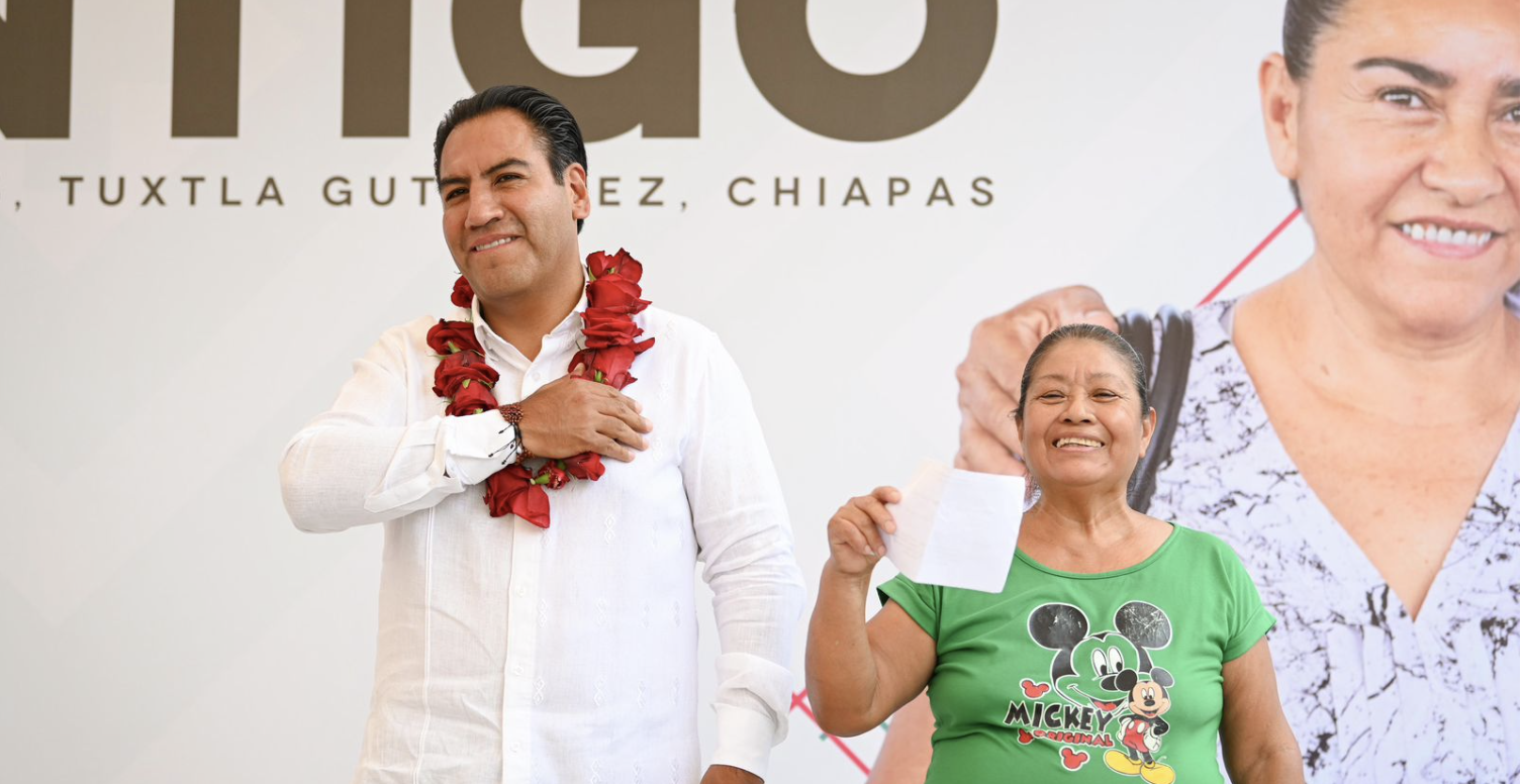 Eduardo Ramírez entrega apoyos alimentarios en Tuxtla Gutiérrez