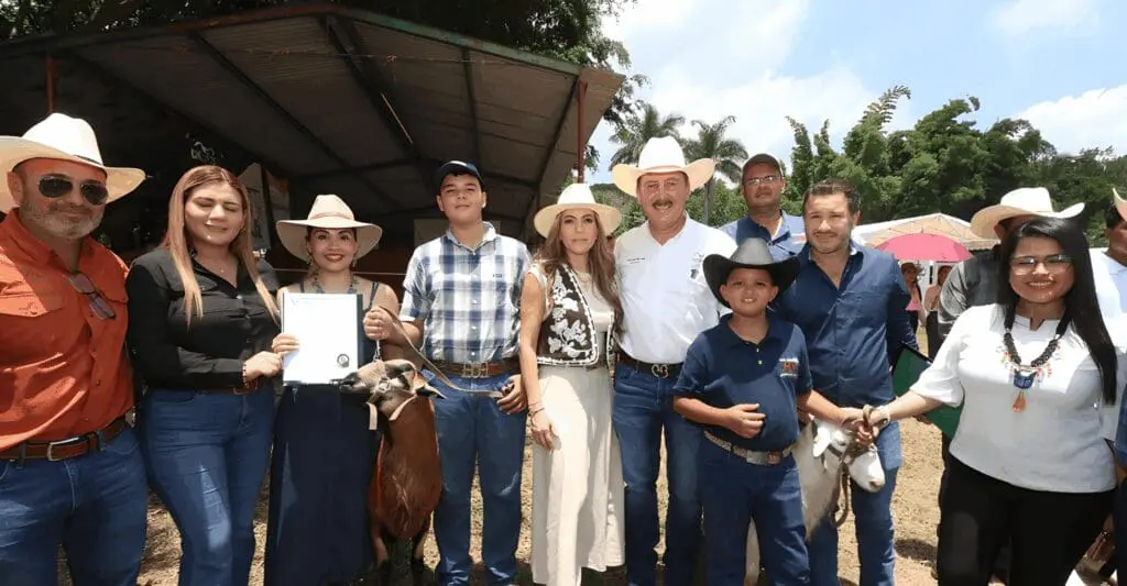 Chiapas refuerza apoyo ganadero en Ocozocoautla