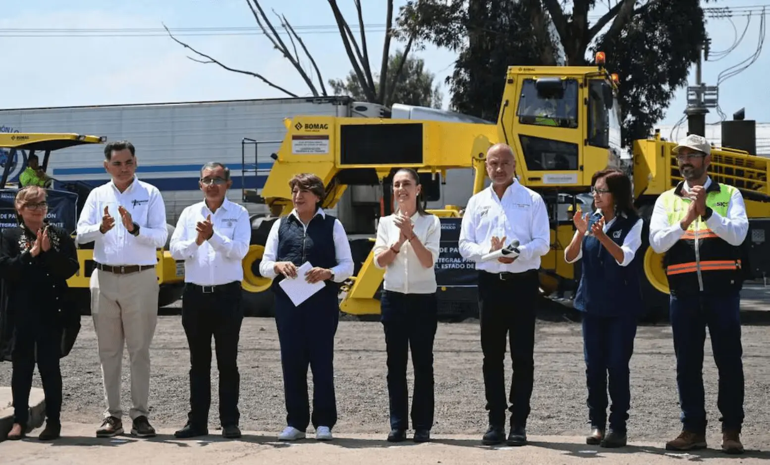 Trenes de Repavimentación en México encabezados por Claudia Sheinbaum