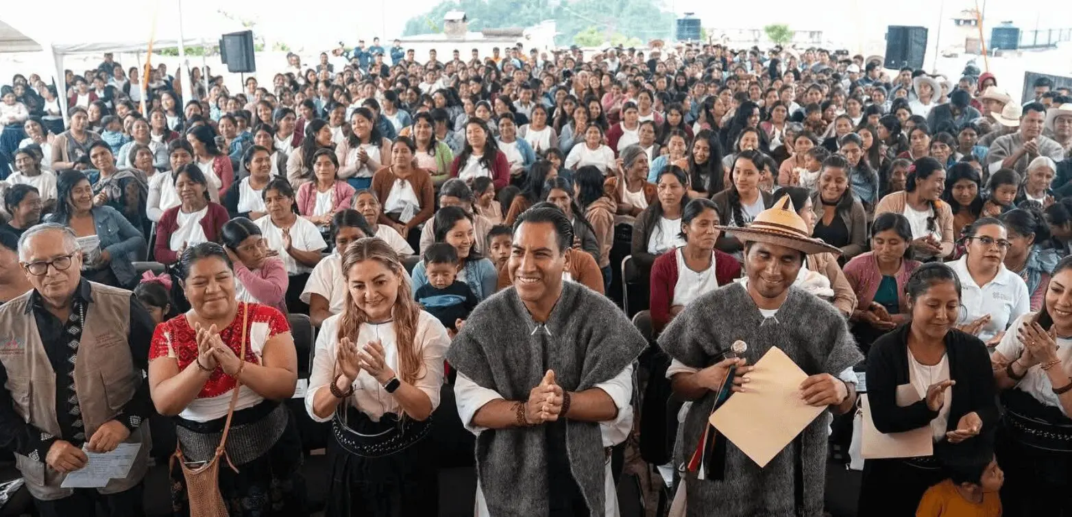 Eduardo Ramírez impulsa obras y programas en Santiago El Pinar