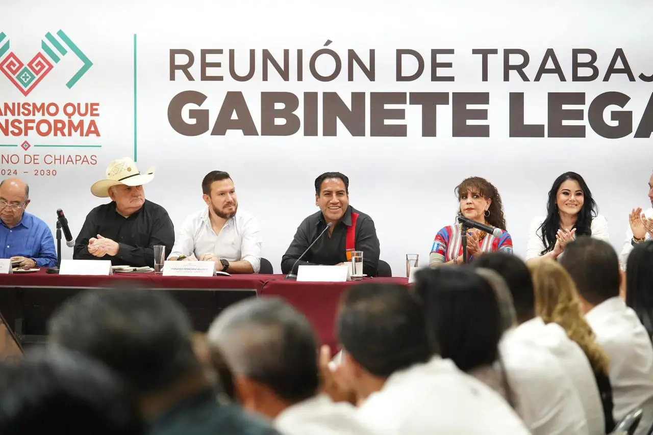 Eduardo Ramírez reconoce avances de su gobierno en reunión con gabinete en Chiapas