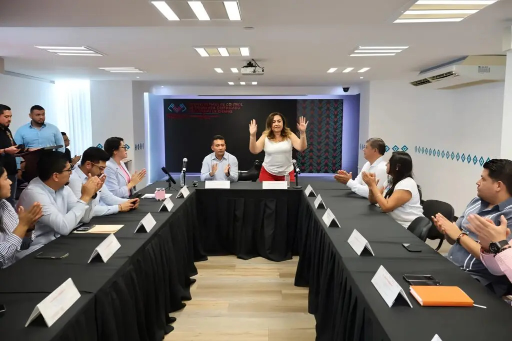 Entrega de resultados de confianza en Chiapas
