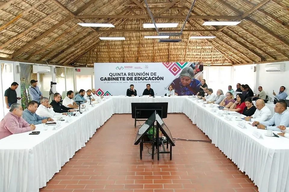 Funcionarios educativos participan en la Quinta Reunión del Gabinete de Educación en Chiapas