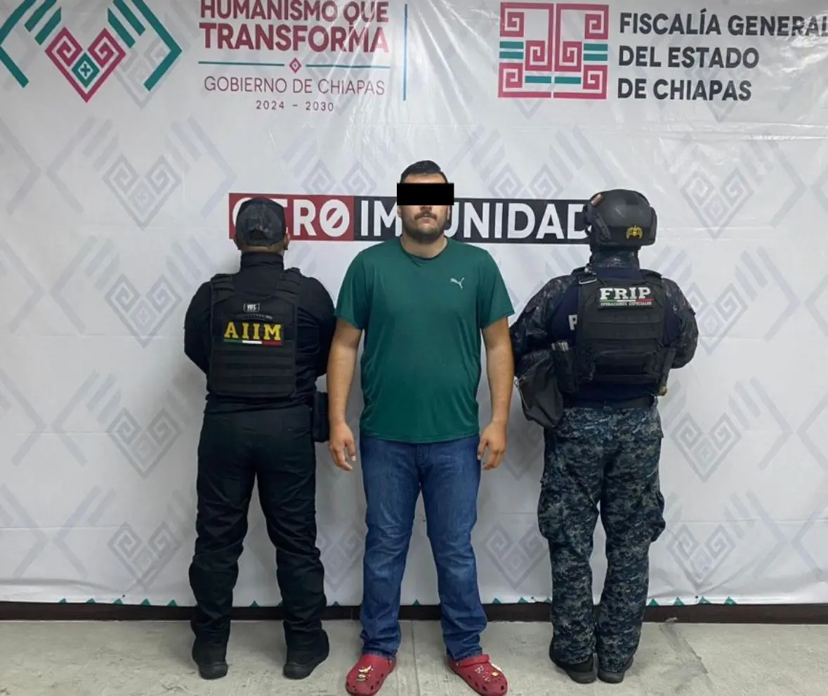 Aprehensión de presunto extorsionador en Tijuana.