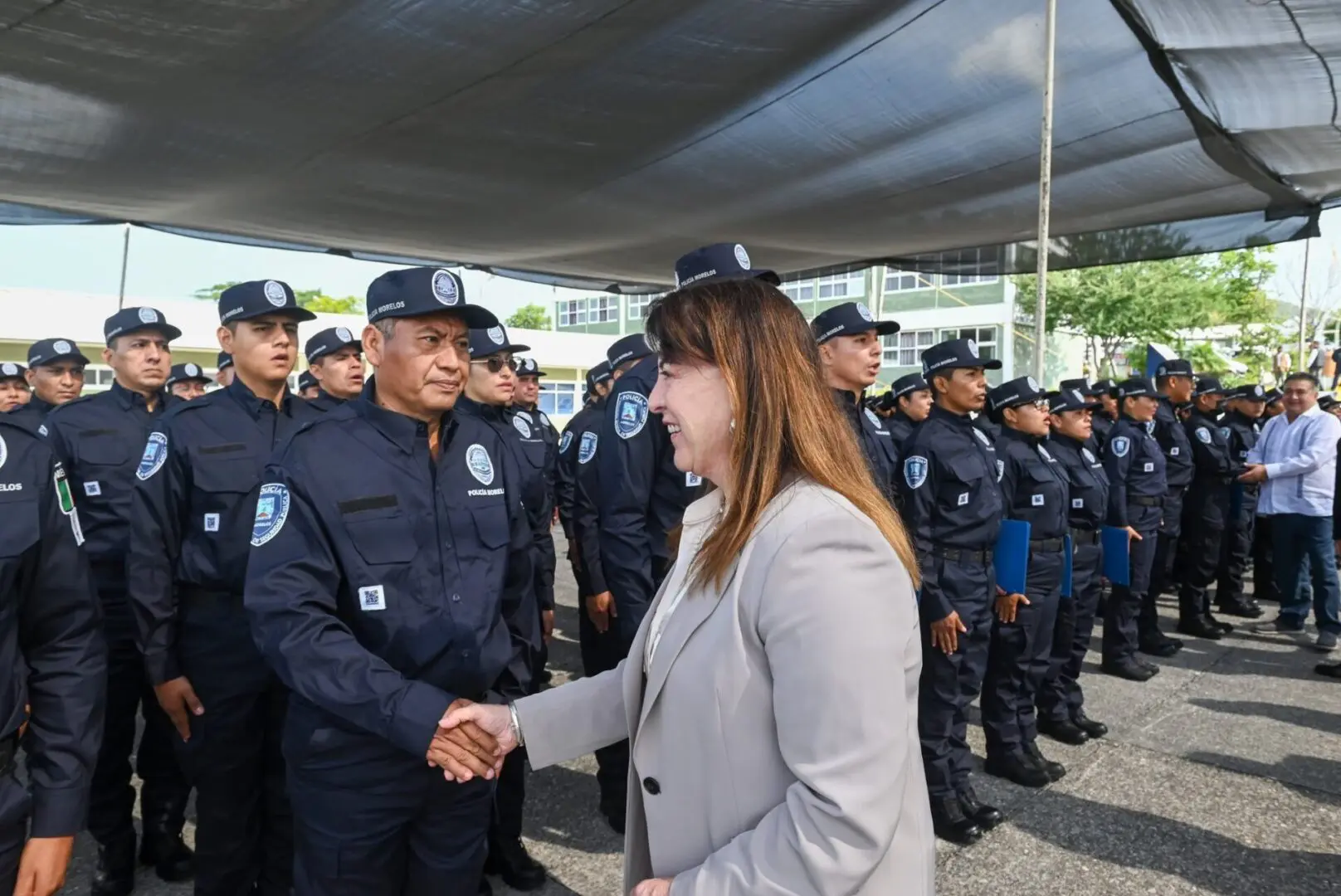 Graduados de la primera generación 2025 en Morelos durante ceremonia oficial