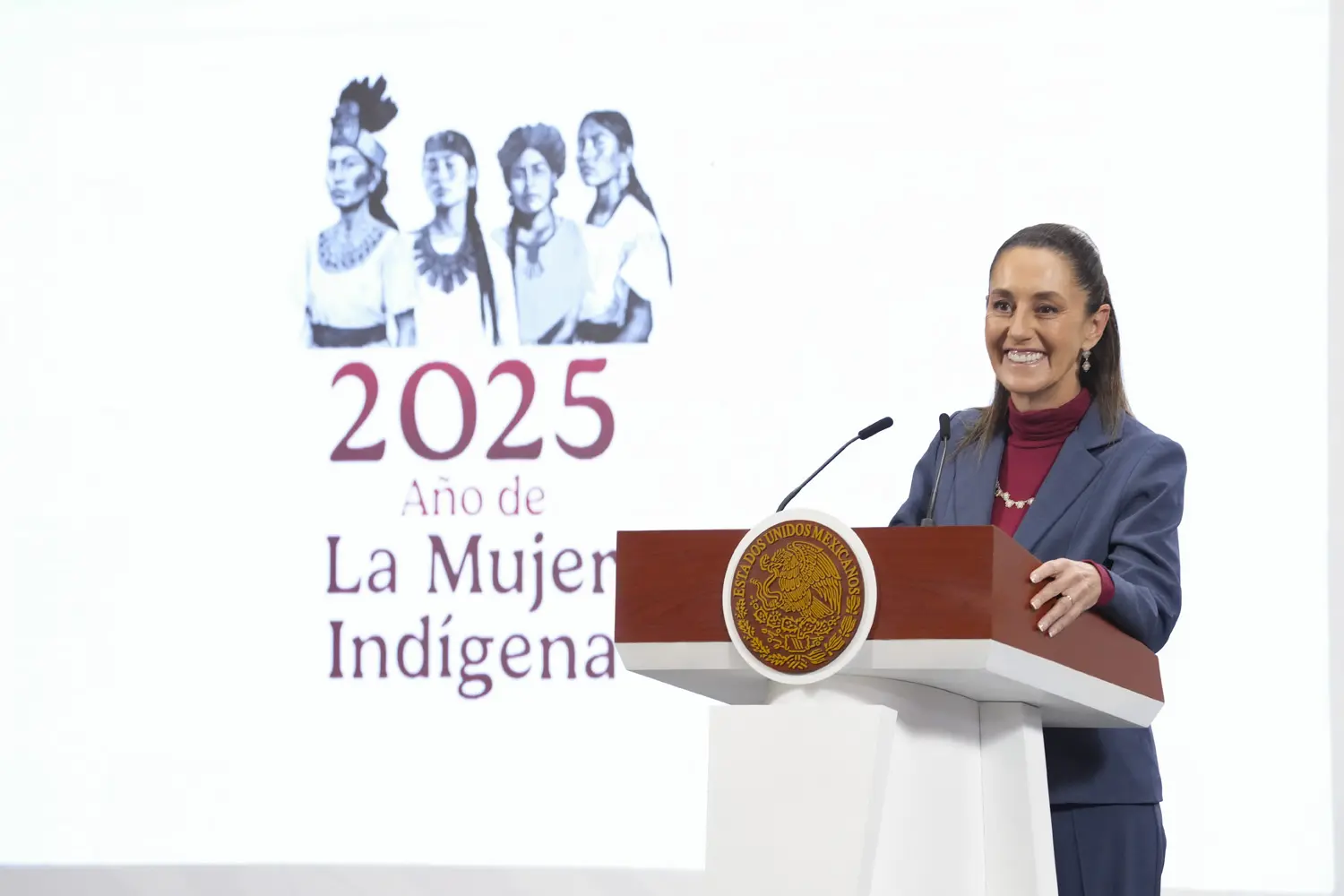 Claudia Sheinbaum durante su conferencia matutina en Palacio Nacional