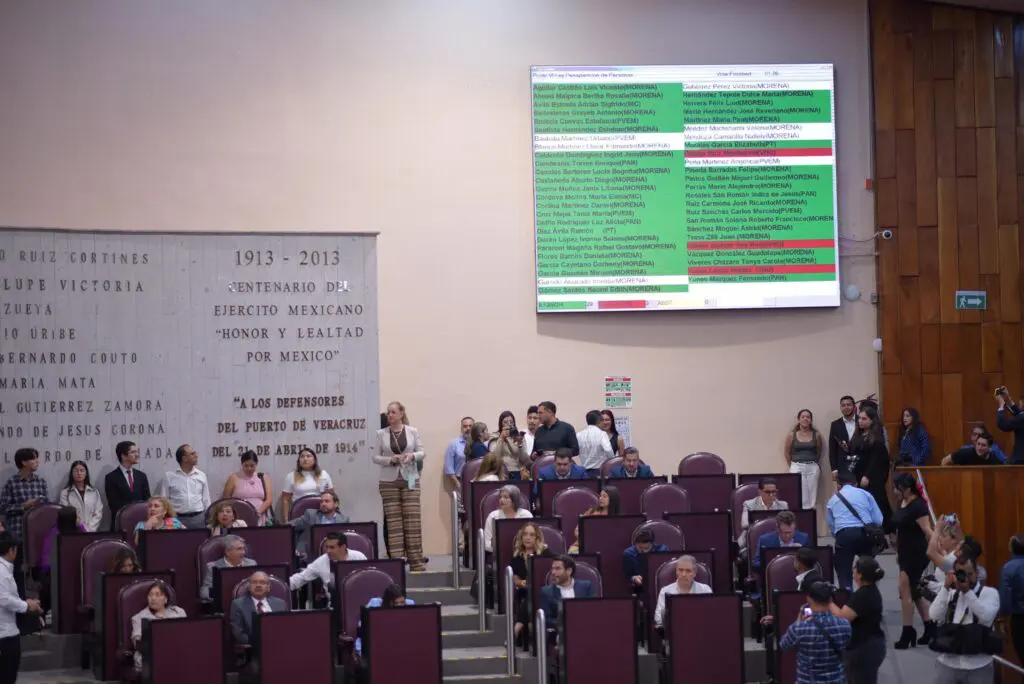 Congreso de Veracruz aprueba reforma para búsqueda de desaparecidos con uso de CURP y tecnología forense
