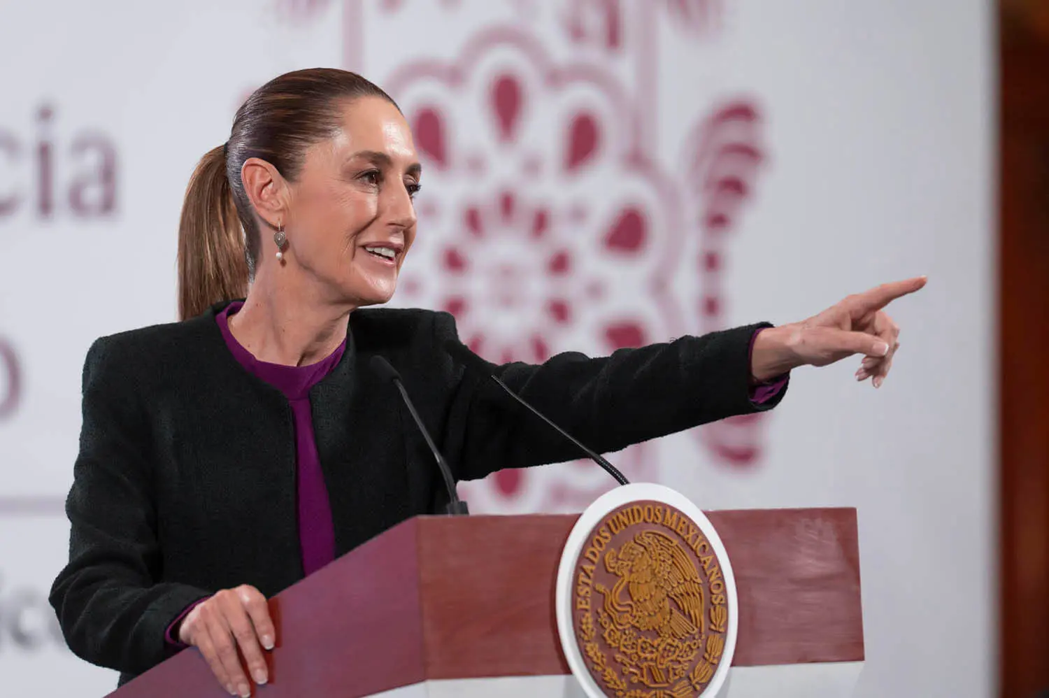Presidenta Claudia Sheinbaum en conferencia desde Palacio Nacional