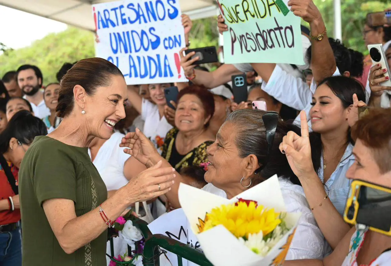 Claudia Sheinbaum con el pueblo de Quintana Roo