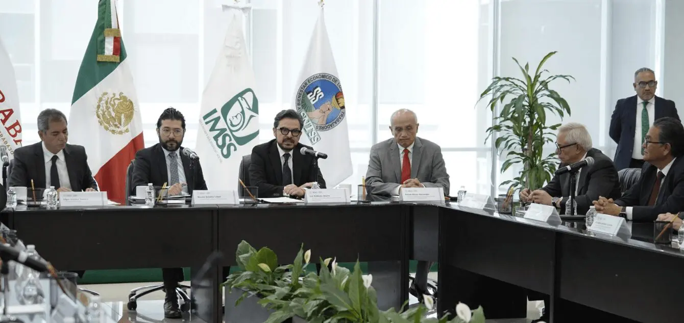 IMSS acuerda con SNTSS mejoras laborales y salariales