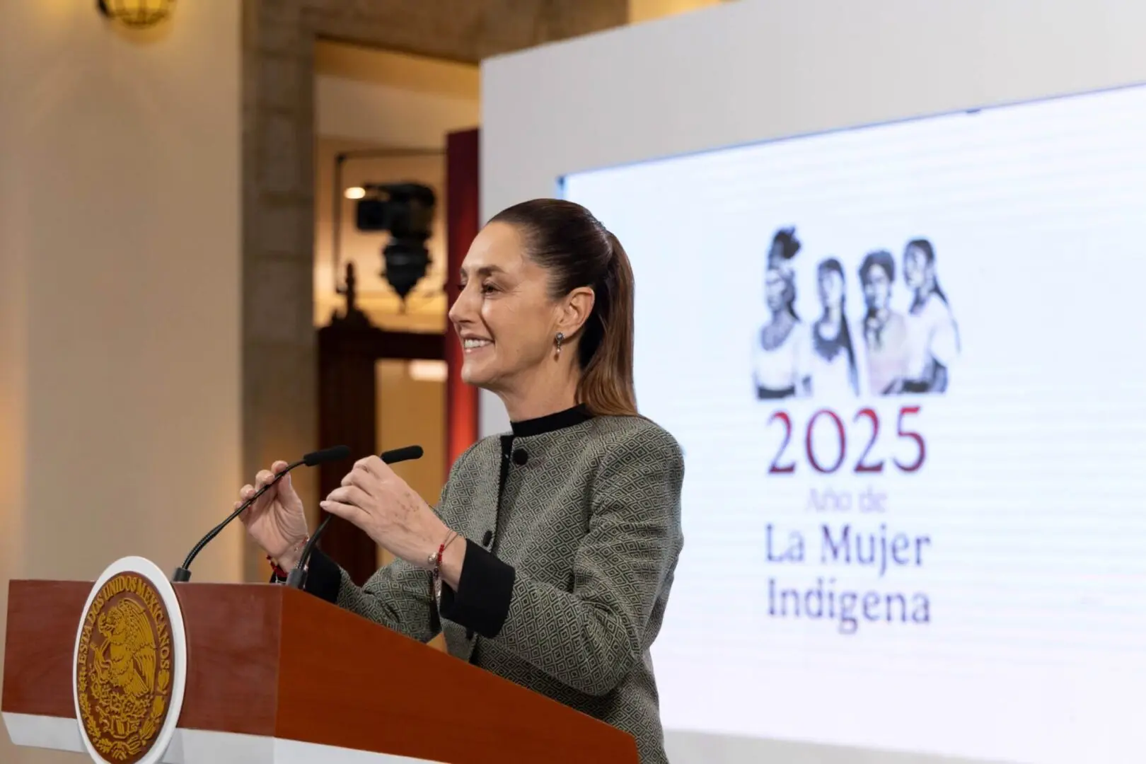 Claudia Sheinbaum niega que los aranceles a China sean medidas de coerción