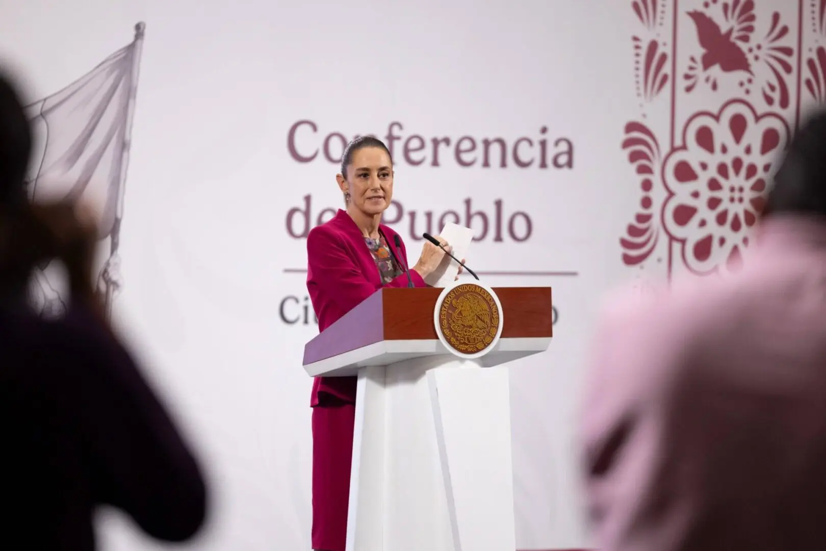 Claudia Sheinbaum amparo hijos de amlo