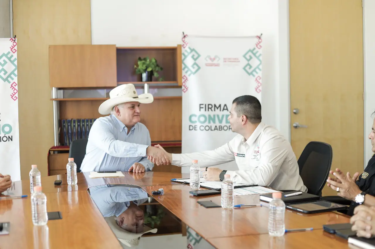 Firman convenio para fortalecer registro vehicular y seguridad en Chiapas