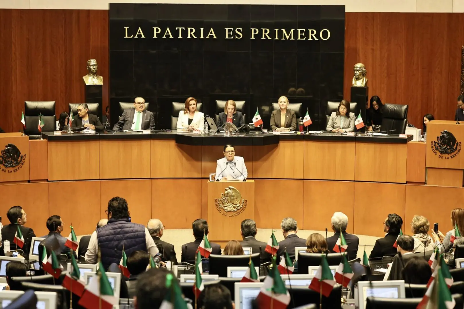 México no tiene pactos con criminales, afirma Segob ante Senado