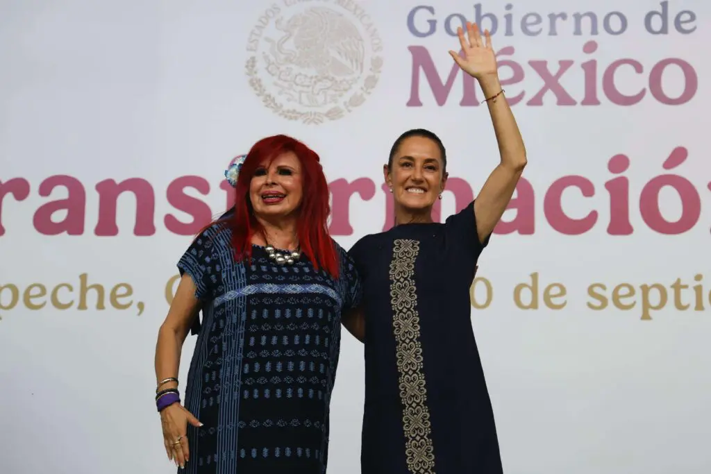 Claudia Sheinbaum durante su gira de rendición de cuentas en Campeche.