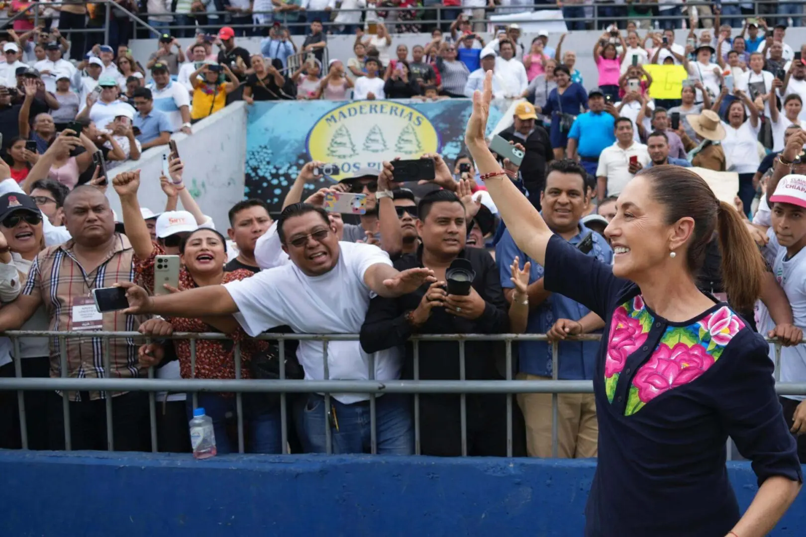 Claudia Sheinbaum presenta su informe en La transformación Avanza en Chiapas.