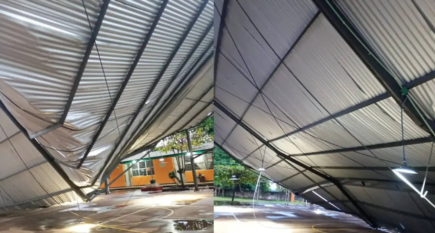 Se desploma techado de primaria en Tapachula