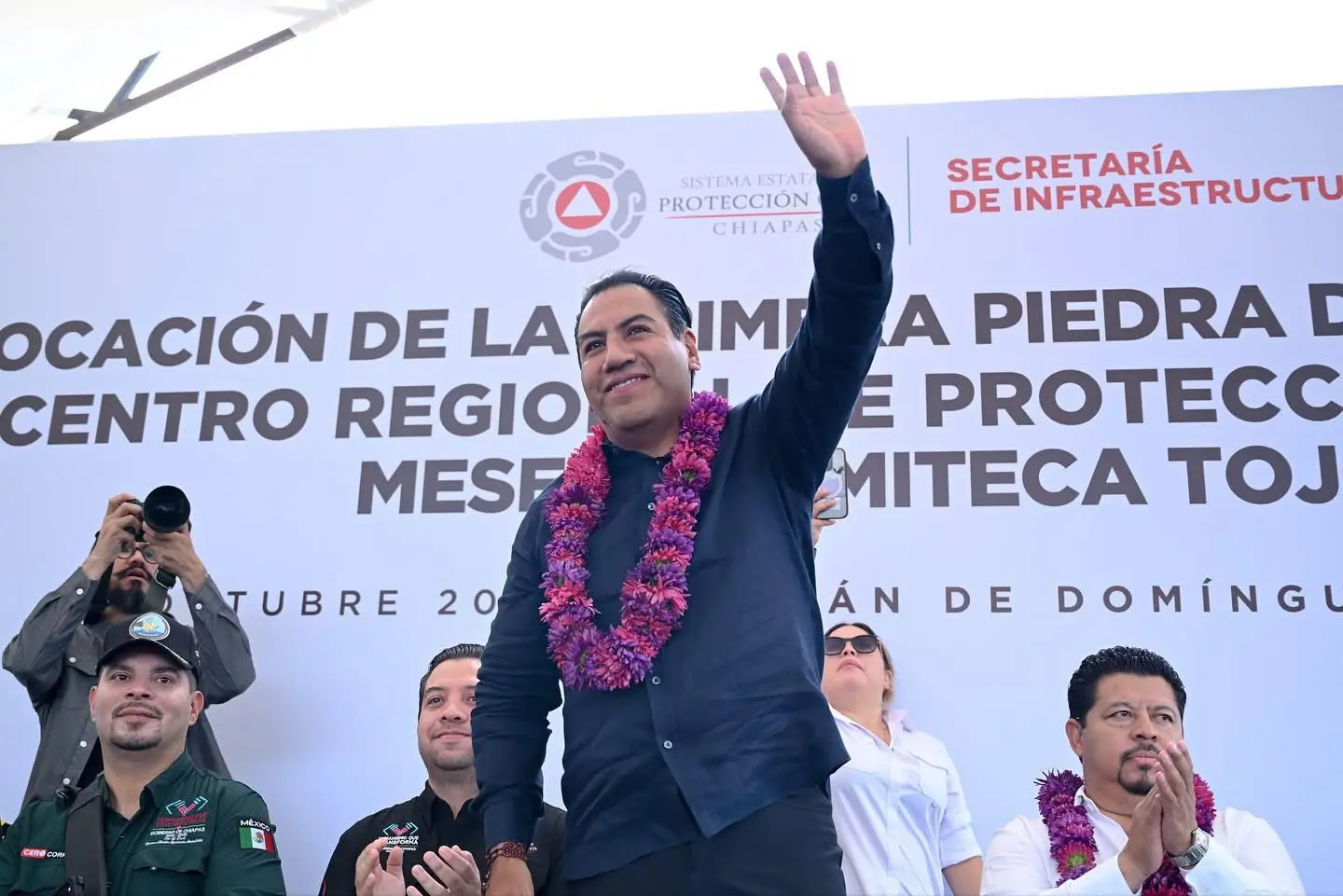 Refuerza Eduardo Ramírez infraestructura educativa y de protección civil en Comitán