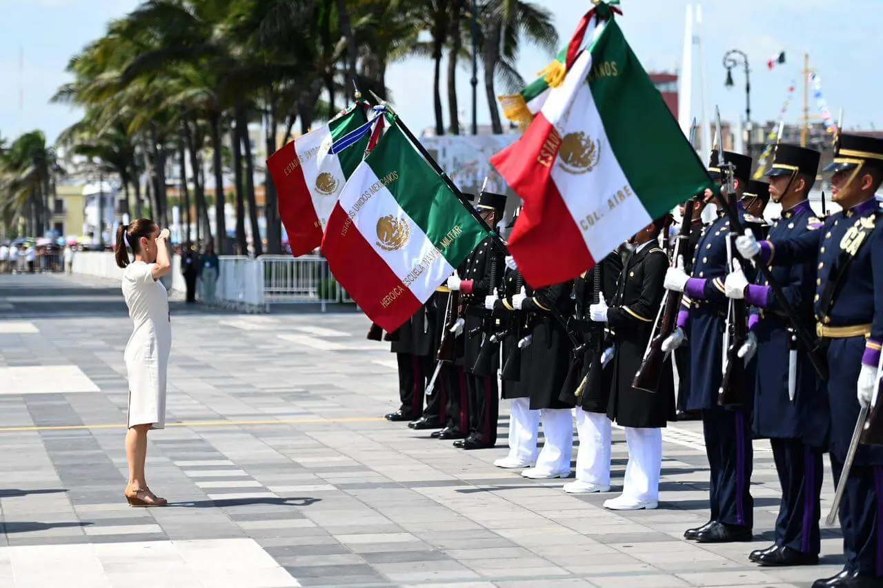Claudia Sheinbaum Pardo encabeza conmemoración del 204 aniversario de la Armada de México