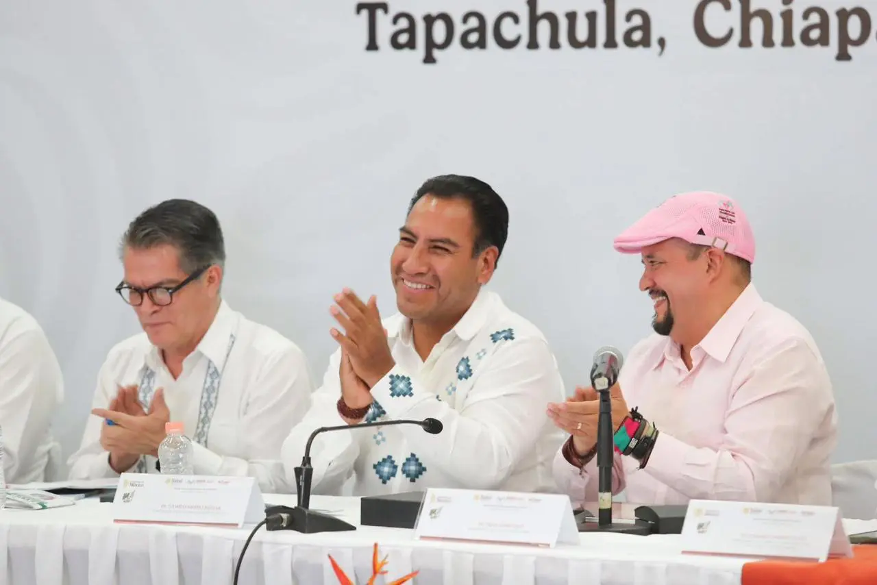 Eduardo Ramírez y autoridades de salud impulsan políticas en la frontera sur de México
