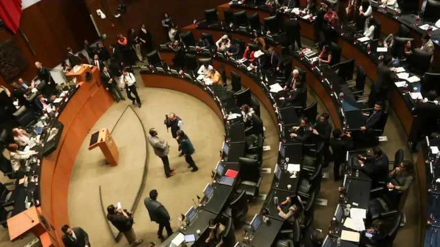 Senadores de Morena defendieron la reforma a Ley de Amparo