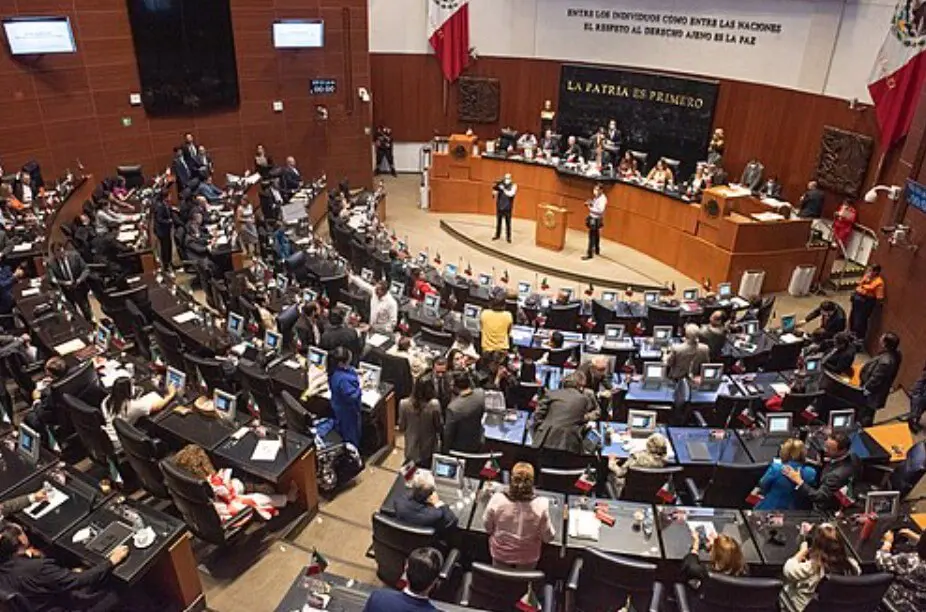 Senado aprueba reforma a la Ley de Amparo