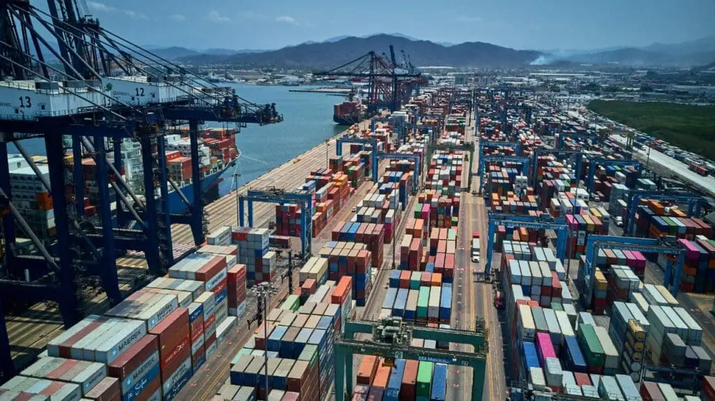 Contenedores mexicanos impulsan el comercio con Estados Unidos