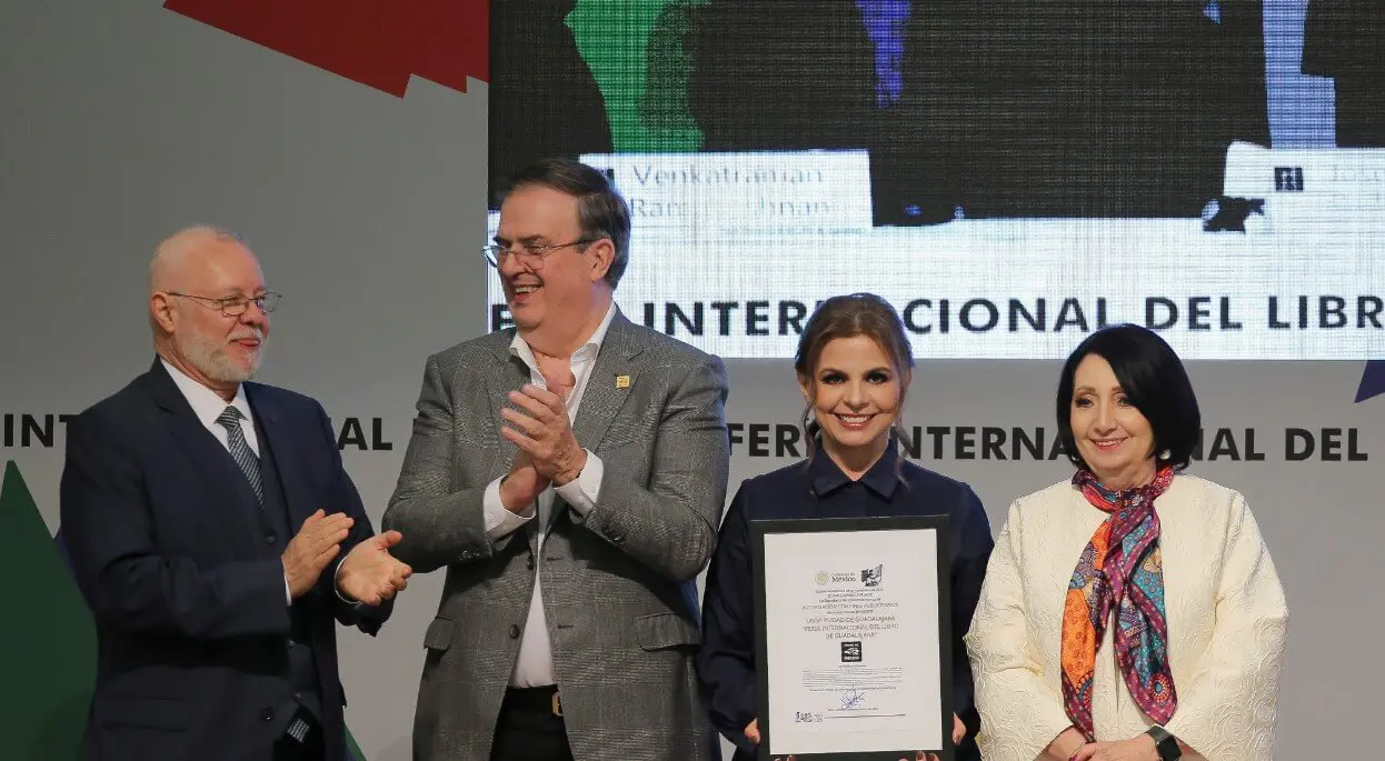 Marcelo Ebrard Fil Guadalajara