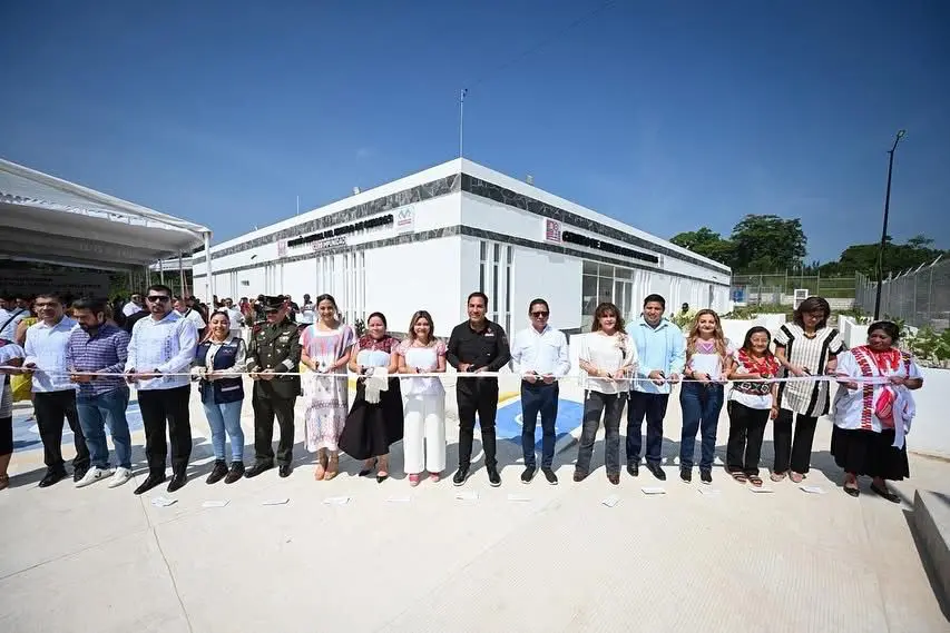Inauguración del Centro de Justicia para Mujeres en Palenque con autoridades estatales y municipales