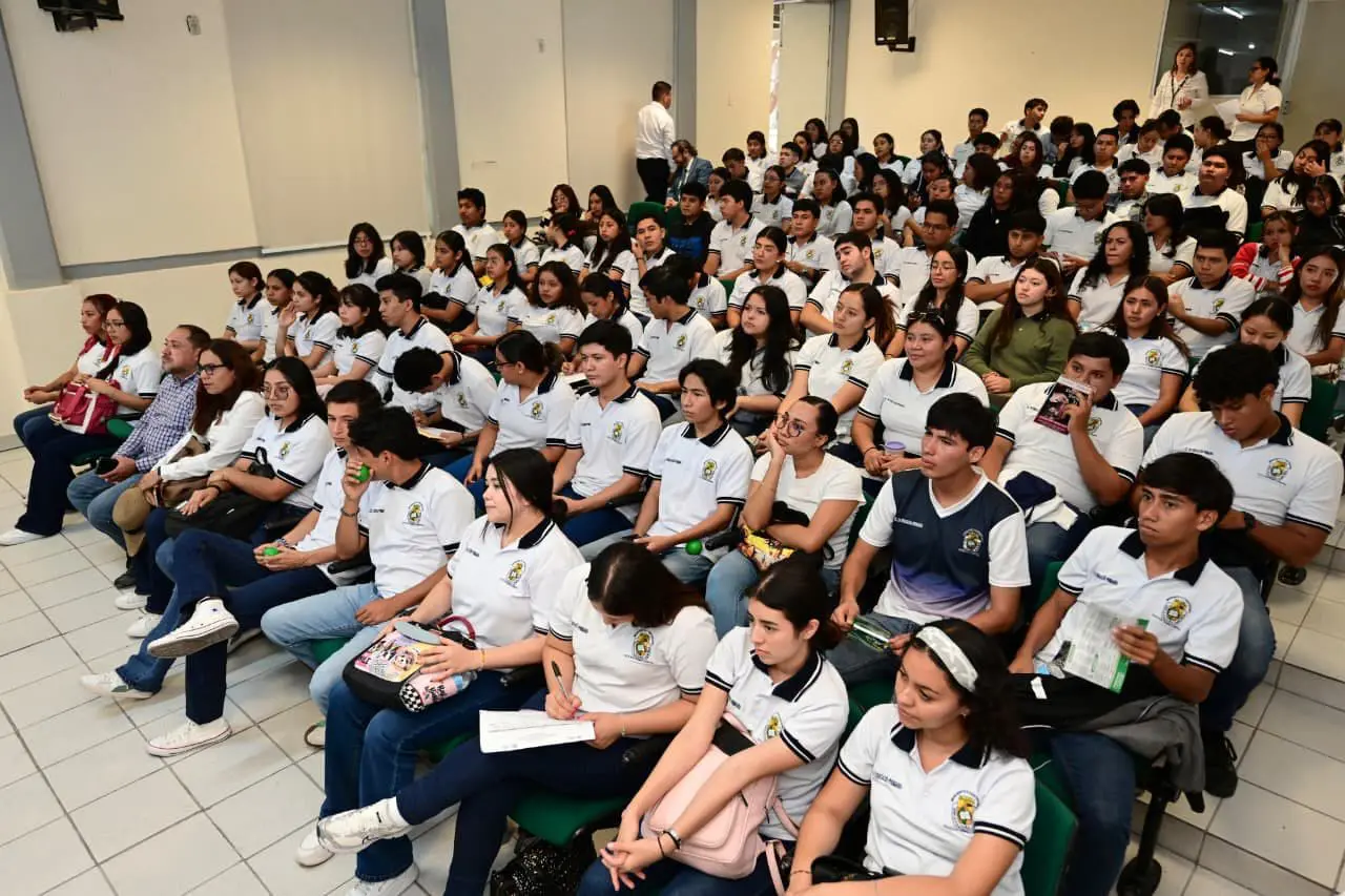 Estudiantes participan en actividades de prevención de adicciones promovidas por la Secretaría de Educación