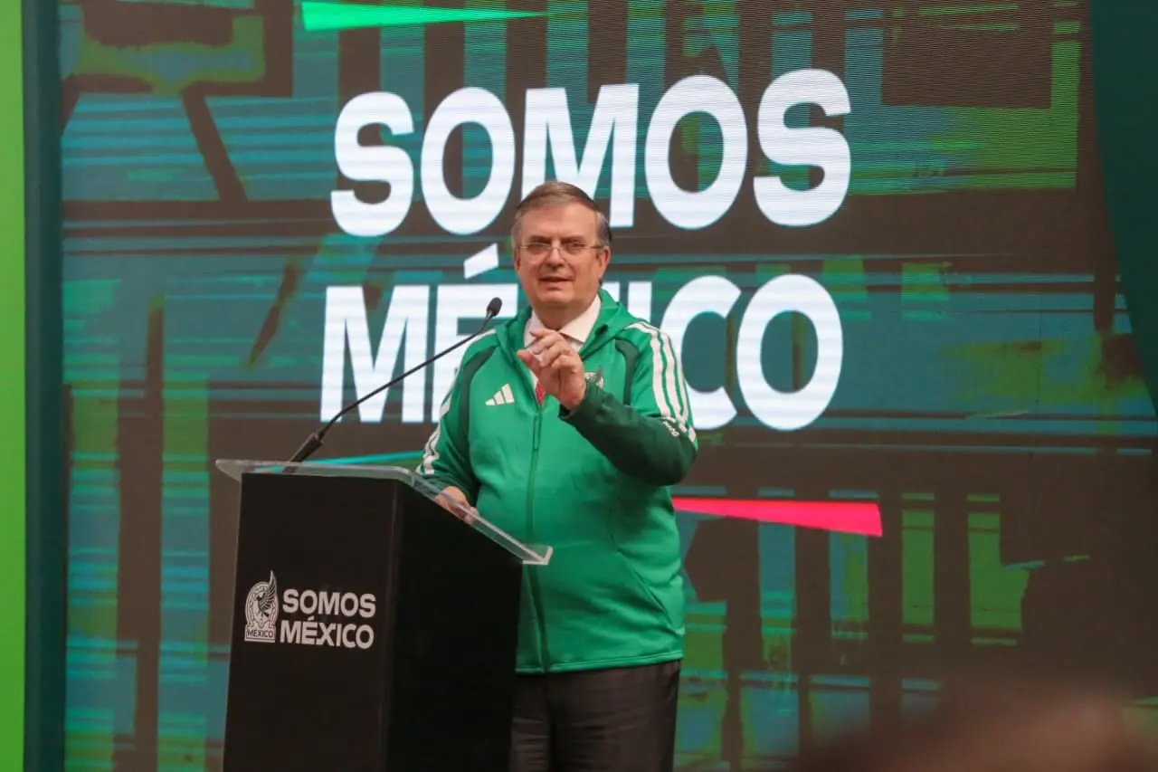Entrega del certificado Hecho en México a la FMF