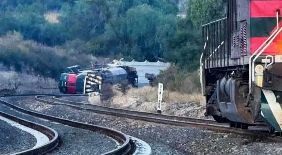 Tren descarrilado