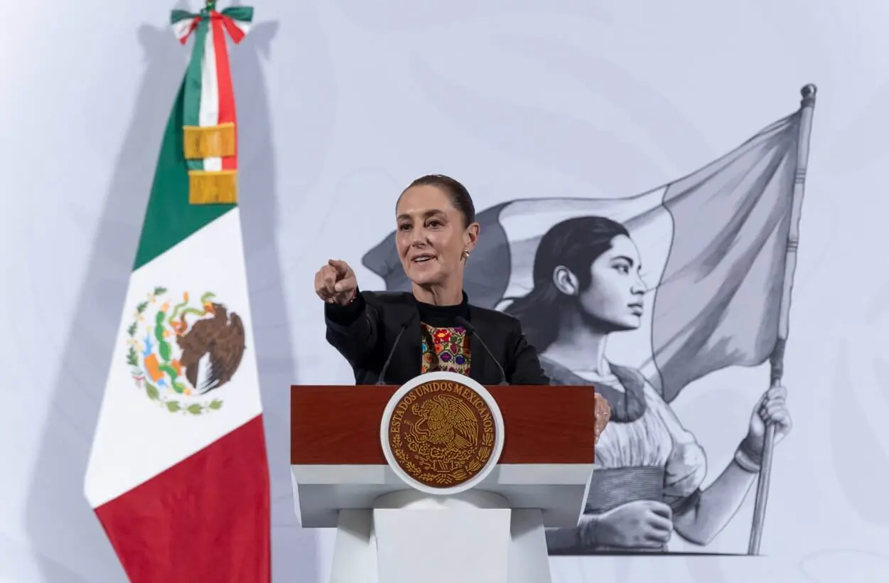 Woman politician delivers speech at Mexican podium