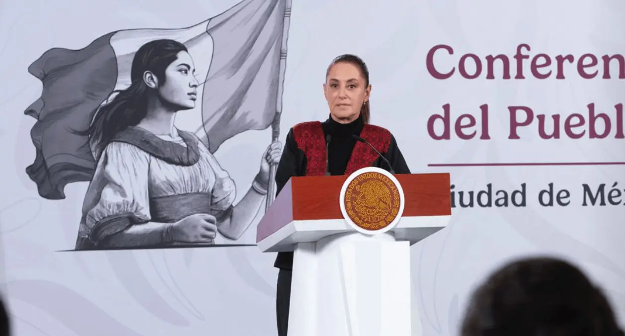 Claudia Sheinbaum durante la conferencia matutina donde fijó postura contra intervenciones militares