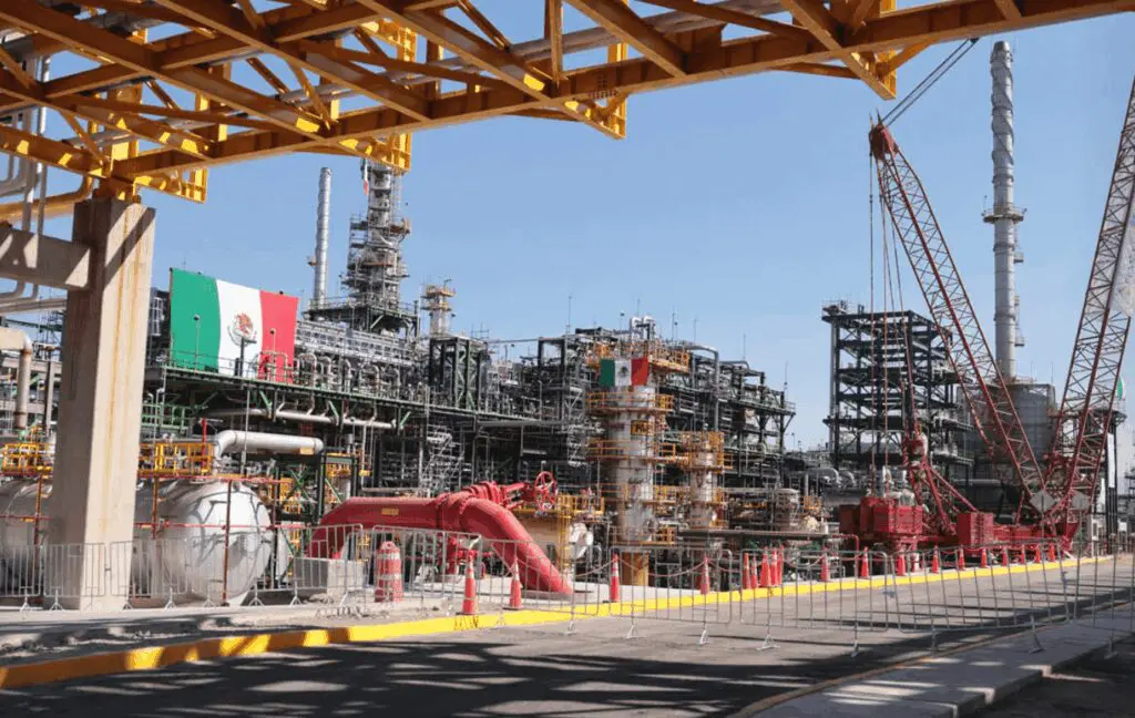 Mexican petrochemical plant under construction