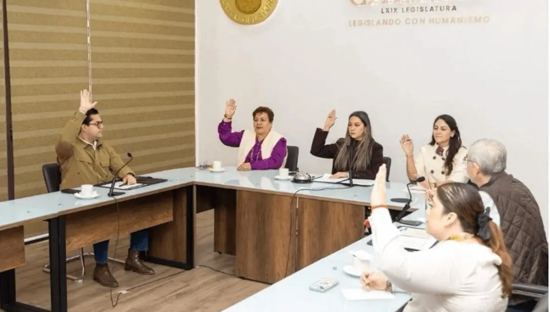 Designación de Nidia Alejandra de los Santos Sarmiento como alcaldesa sustituta de Ocozocoautla