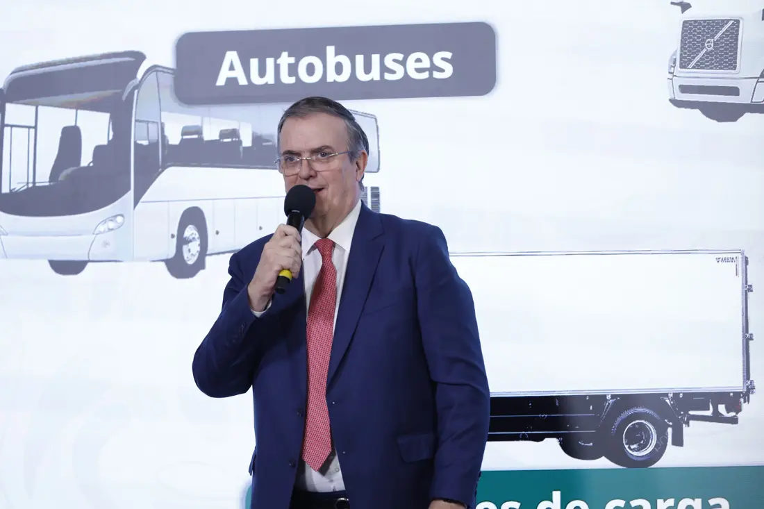 Marcelo Ebrard, habla en una rueda de prensa este jueves, en el Palacio Nacional